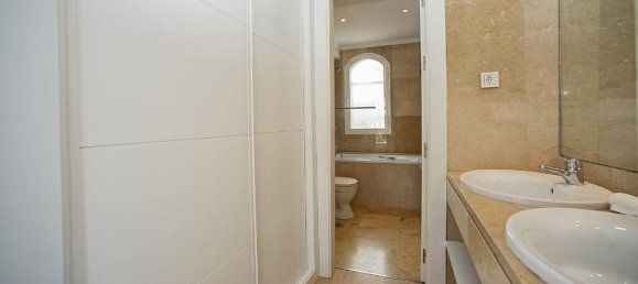 4 bedrooms Townhouse in Marbella, Spain No. 131180 31