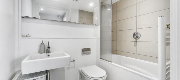 1 bedroom Apartment in London, United Kingdom No. 9657 5