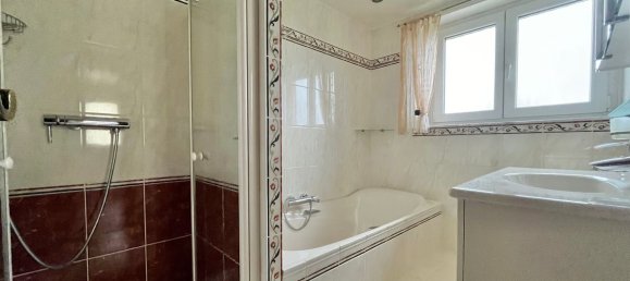 Casa de 4 dormitorios en Surbourg, France No. 49524 12