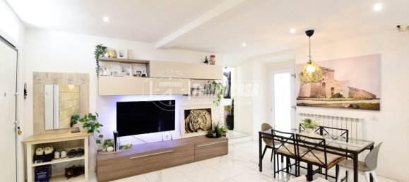 Apartamento de 3 divisões em Erba, Italy N.º 286561 3