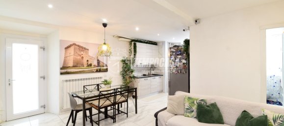 Apartamento de 3 divisões em Erba, Italy N.º 286561 17