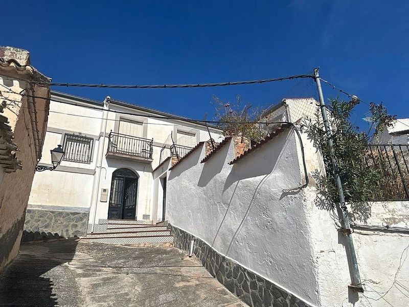 5 bedrooms Townhouse in Granada, Spain No. 221656