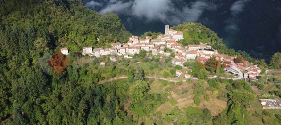 8 rooms House in Borgo a Mozzano, Italy No. 235308 26