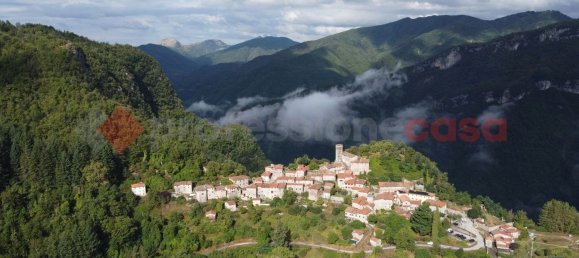 8 rooms House in Borgo a Mozzano, Italy No. 235308 28