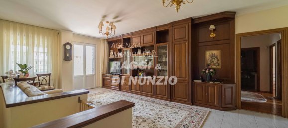 Casa T3 em Monte Porzio Catone, Italy N.º 69412 2