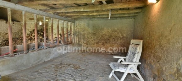 Casa de 2 dormitorios en Bouesse, France No. 210714 11