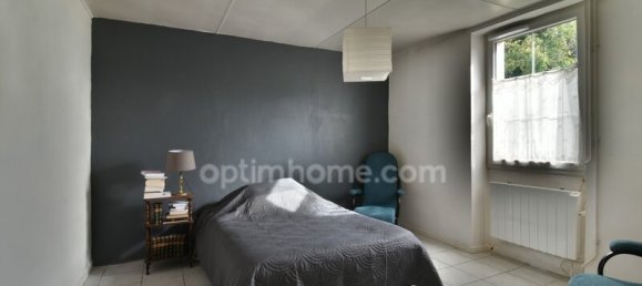 Casa de 2 dormitorios en Bouesse, France No. 210714 3