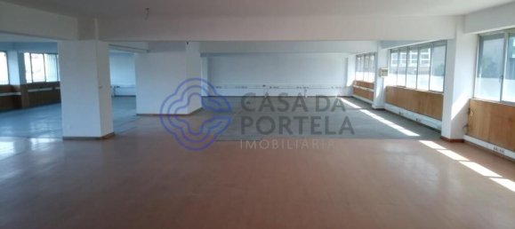 Büro in Porto, Portugal 455m², Nr. 41100 11