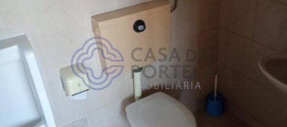 Büro in Porto, Portugal 455m², Nr. 41100 22