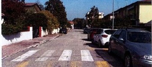 5 rooms Apartment in Piombino Dese, Italy No. 11260 41