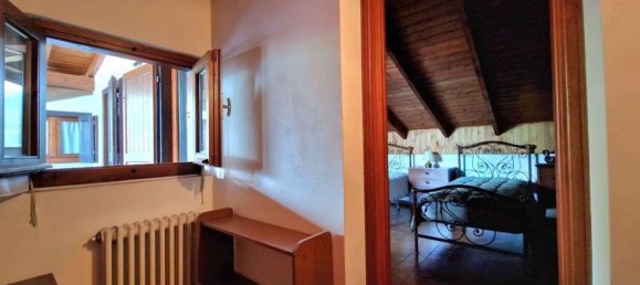 Villa de 8 habitaciónes en Pettenasco, Italy No. 143747 40