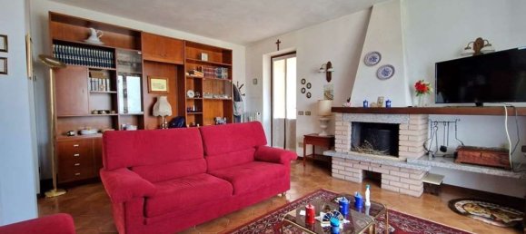 Villa de 8 habitaciónes en Pettenasco, Italy No. 143747 12