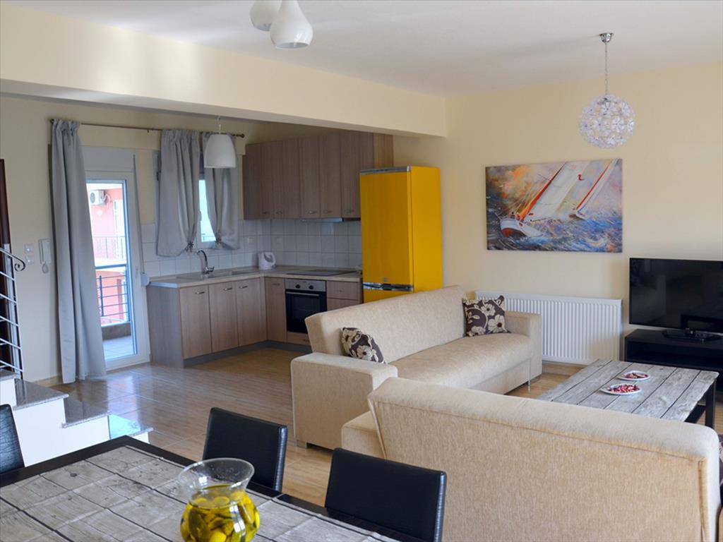 4 bedrooms Property in Pieria, Greece No. 8132