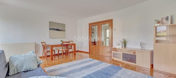 Apartamento de 3 dormitorios en Comunidad Foral de Navarra, Spain No. 184155 2