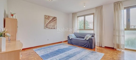 Apartamento de 3 dormitorios en Comunidad Foral de Navarra, Spain No. 184155 9