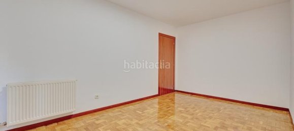 Apartamento de 3 dormitorios en Comunidad Foral de Navarra, Spain No. 184155 37