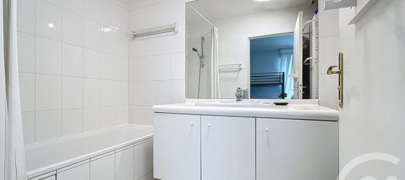 Apartamento de 3 dormitorios en Levallois-Perret, France No. 279826 8