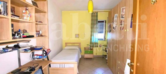 2 Schlafzimmer Wohnung in Trani, Italy, Nr. 263776 7
