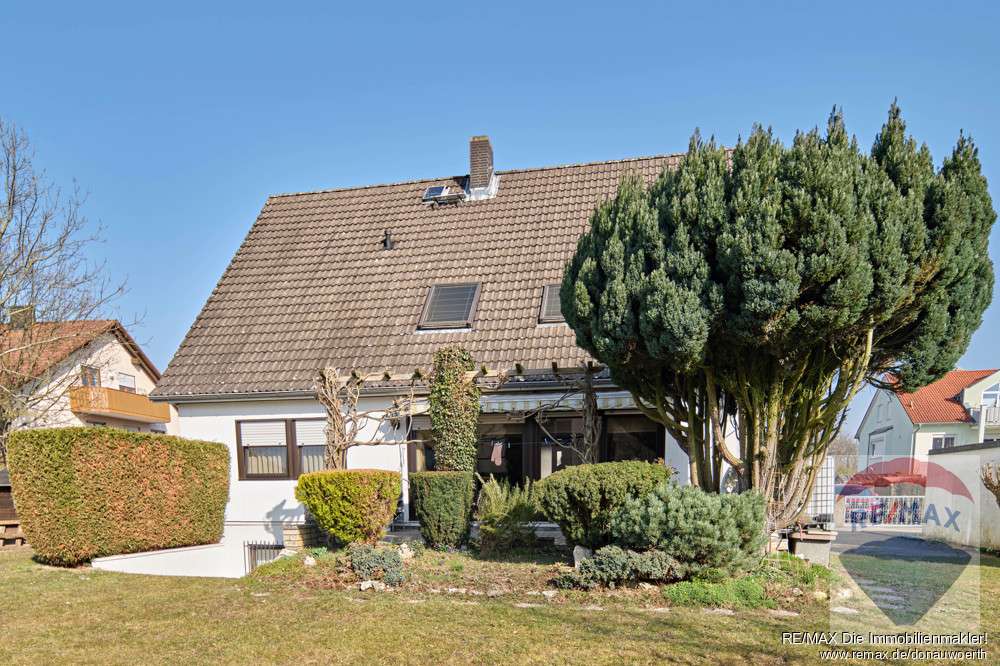 Дом с 4 спальнями в Ингольштадт, Германия № 78614