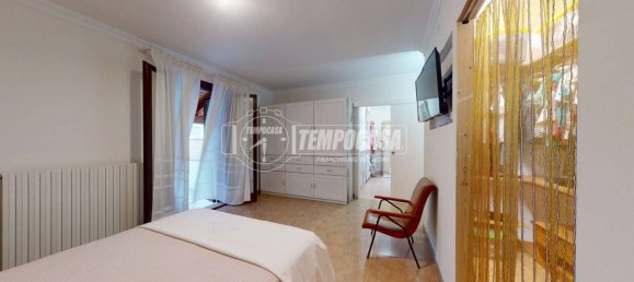 3 bedrooms House in Lizzanello, Italy No. 331813 26