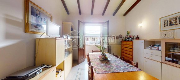 3 bedrooms House in Lizzanello, Italy No. 331813 9