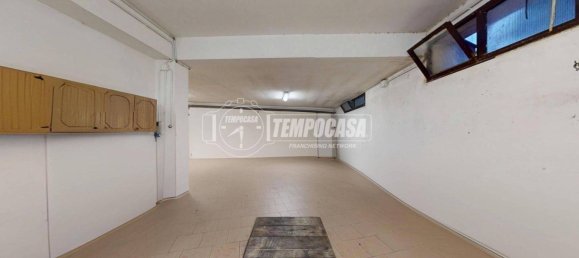 3 bedrooms House in Lizzanello, Italy No. 331813 40