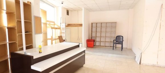 Gewerbliche Immobilie in Torrevieja, Spain 452m², Nr. 184624 2