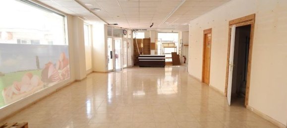 Gewerbliche Immobilie in Torrevieja, Spain 452m², Nr. 184624 5