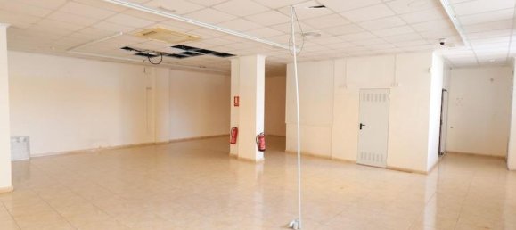 Gewerbliche Immobilie in Torrevieja, Spain 452m², Nr. 184624 4