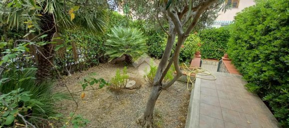 3غرفة منزل في Campofelice di Roccella, Italy رقم 123993 25