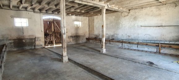 Дом с 6 комнатами в Мантелан, Франция № 210928 6