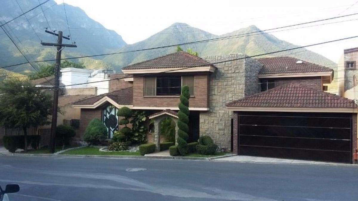 4 bedrooms House in Nuevo Leon, Mexico No. 152702
