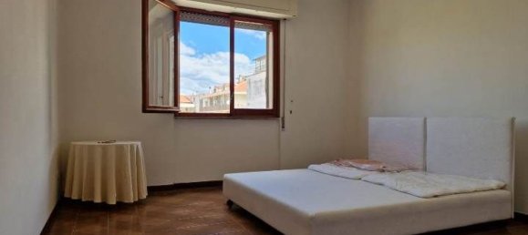4 bedrooms Apartment in San Nicola la Strada, Italy No. 381602 3