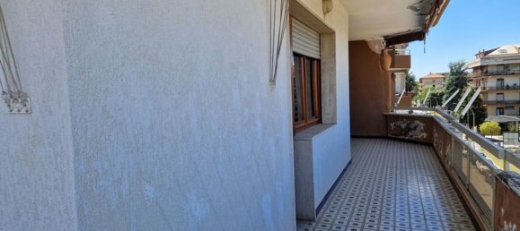 4 bedrooms Apartment in San Nicola la Strada, Italy No. 381602 12