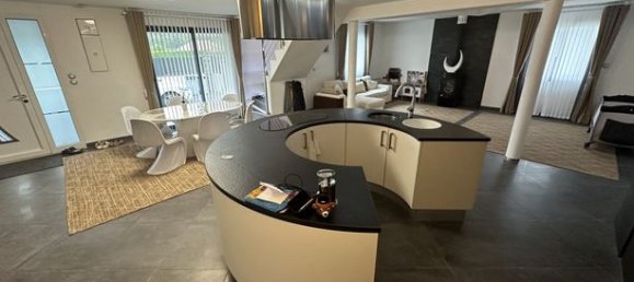 4 bedrooms House in Laigneville, France No. 301546 2