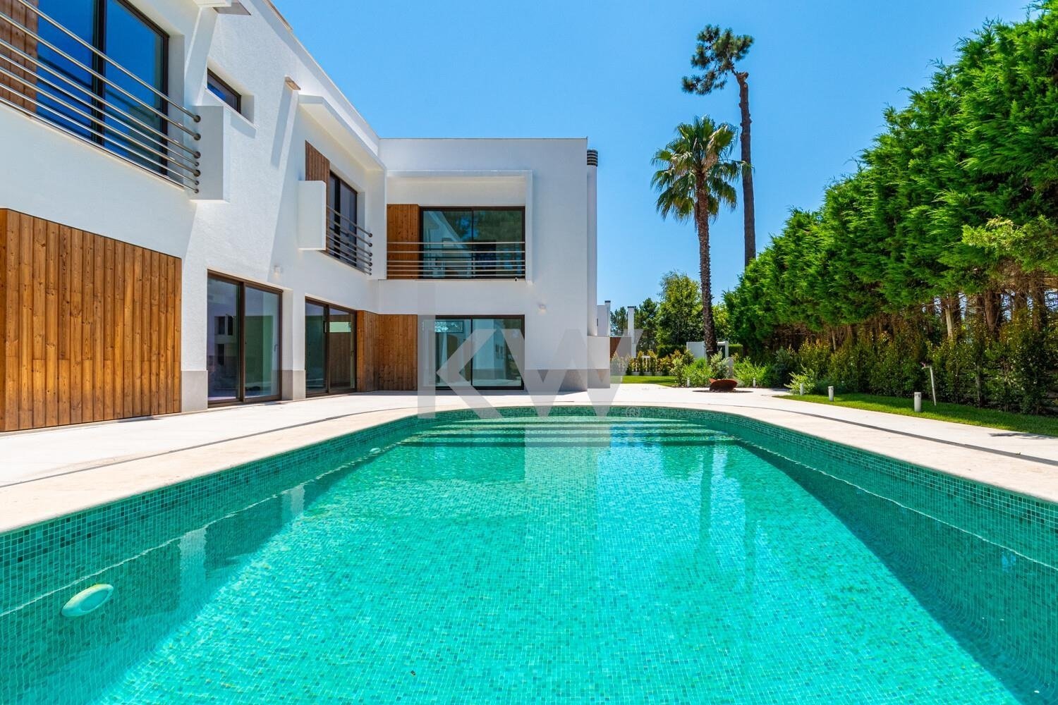 4 bedrooms Villa in Almada, Portugal No. 146150