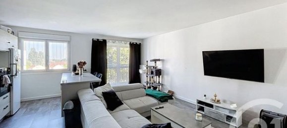 Apartamento de 3 dormitorios en Vandoeuvre-les-Nancy, France No. 310068 3