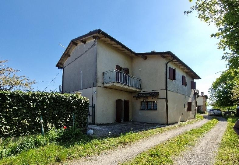 8 rooms Apartment in Guiglia, Italy No. 229411