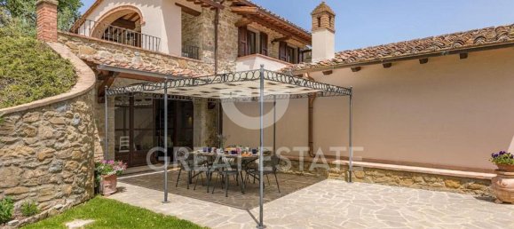 7 rooms House in Cortona, Italy No. 258293 5