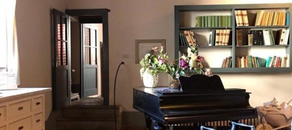 7 rooms Apartment in Arezzo, Italy No. 93042 8