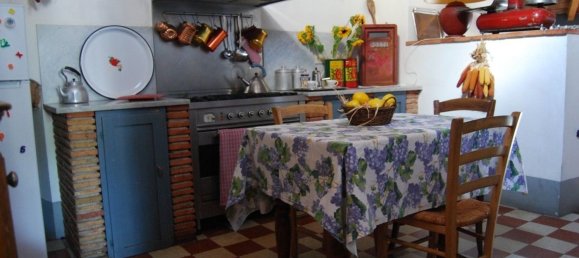 7 rooms Apartment in Arezzo, Italy No. 93042 33