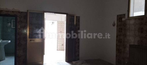 3-salle Bâtiment à Monteiasi, Italy No. 129016 22