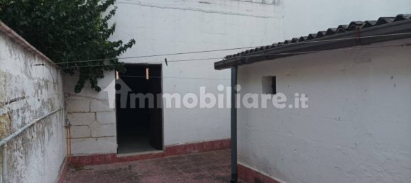 3-salle Bâtiment à Monteiasi, Italy No. 129016 3