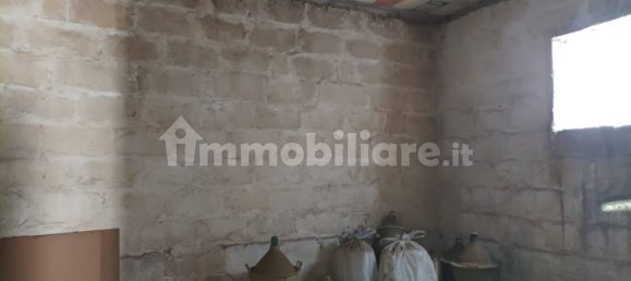 3-salle Bâtiment à Monteiasi, Italy No. 129016 12