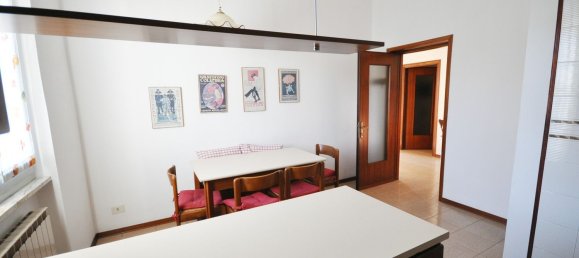 5 rooms Apartment in Vezzano Ligure, Italy No. 109077 8