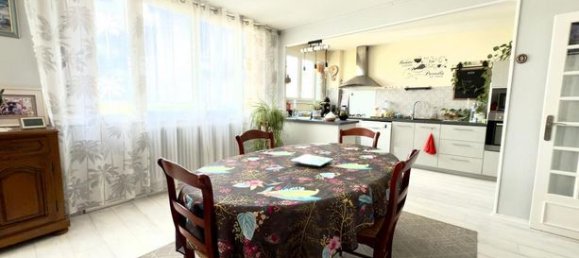 2 bedrooms Apartment in Poitiers, France No. 306406 3