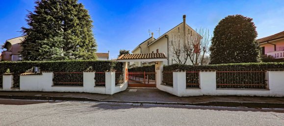 5غرفة منزل في Biassono, Italy رقم 13550 17