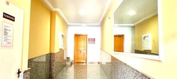 2 bedrooms Penthouse in Torrevieja, Spain No. 182889 3