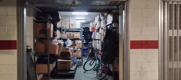 Garage à Rome, Italy 19m² No. 46774 10