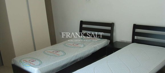 2 bedrooms Apartment in Saint Julian's, Malta No. 8266 2